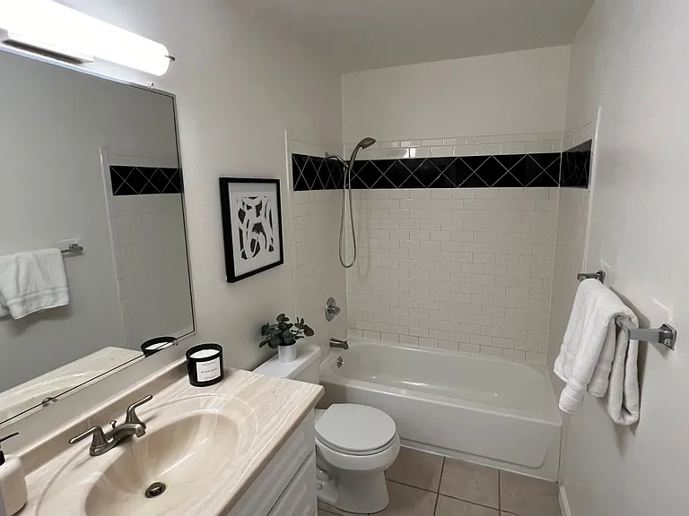 4861 Mintwood Ct — Photo 11