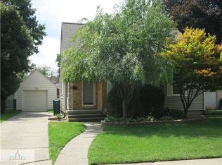 1721 Pingree St, Lansing, MI 48910