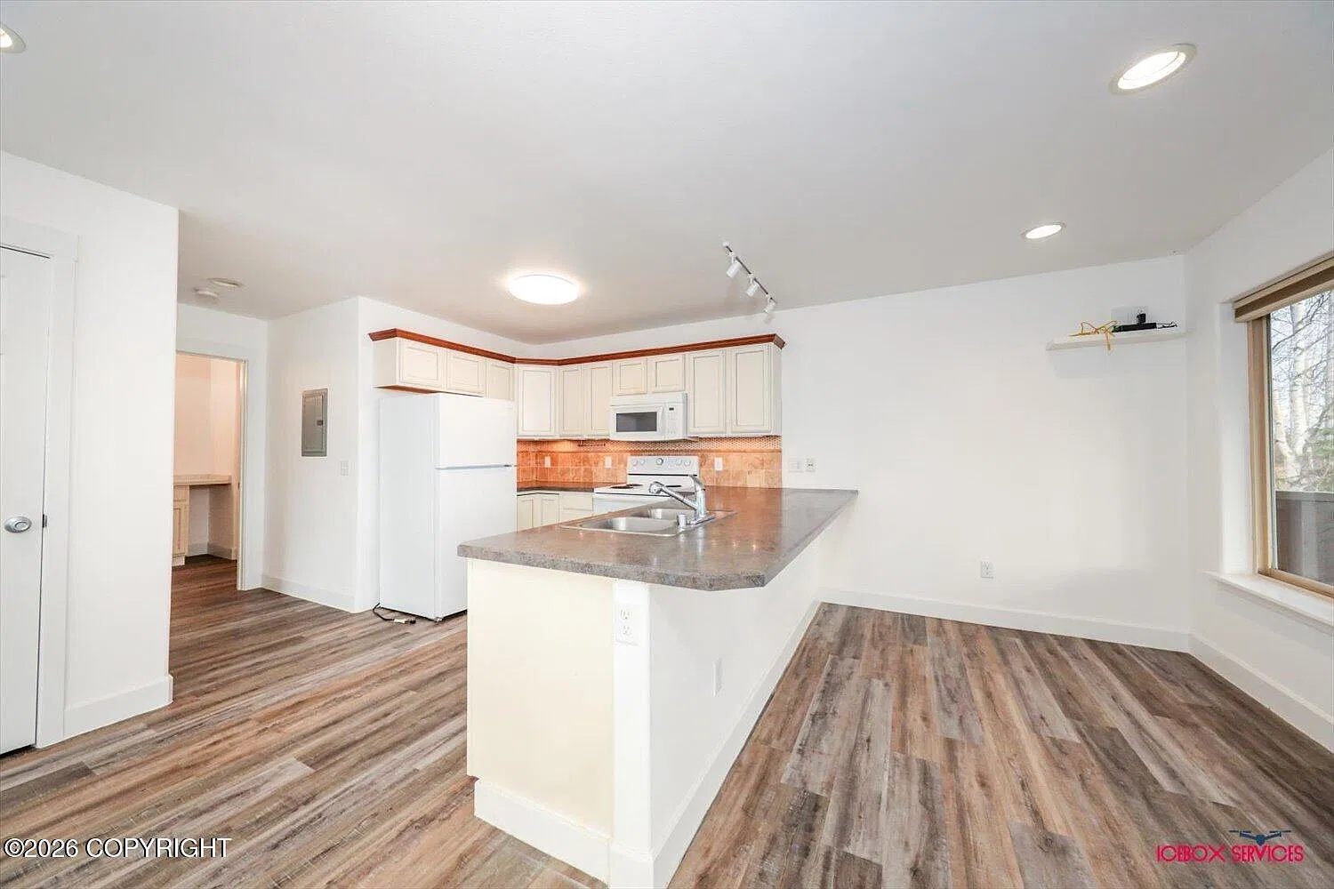 1 bed, 550 sqft, $1,700 — Photo 1