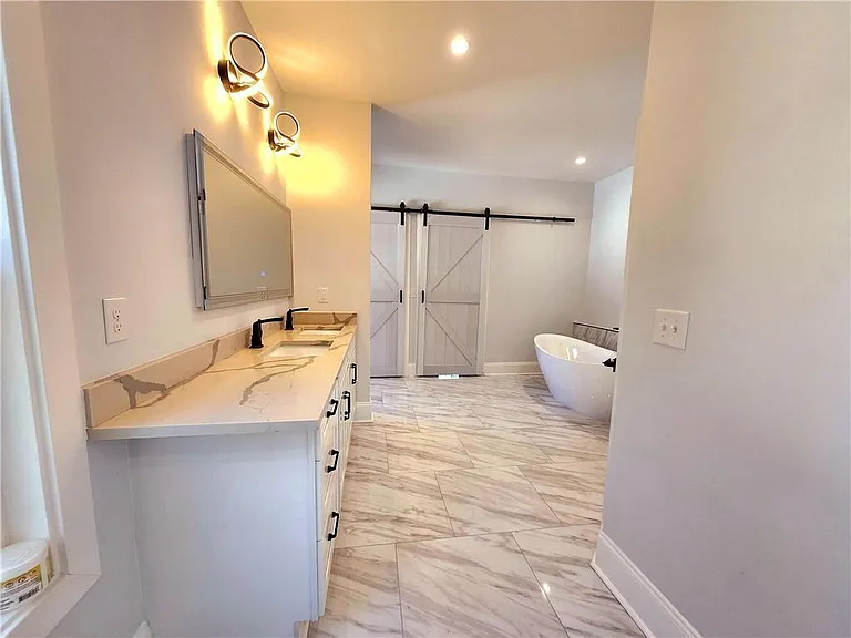 1112 Shepherds Ln — Photo 22