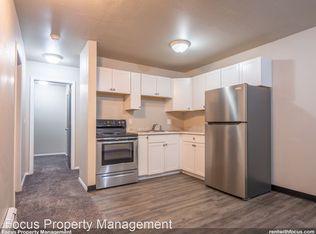 279 Sullivan St #8390787, Oshkosh, WI 54902