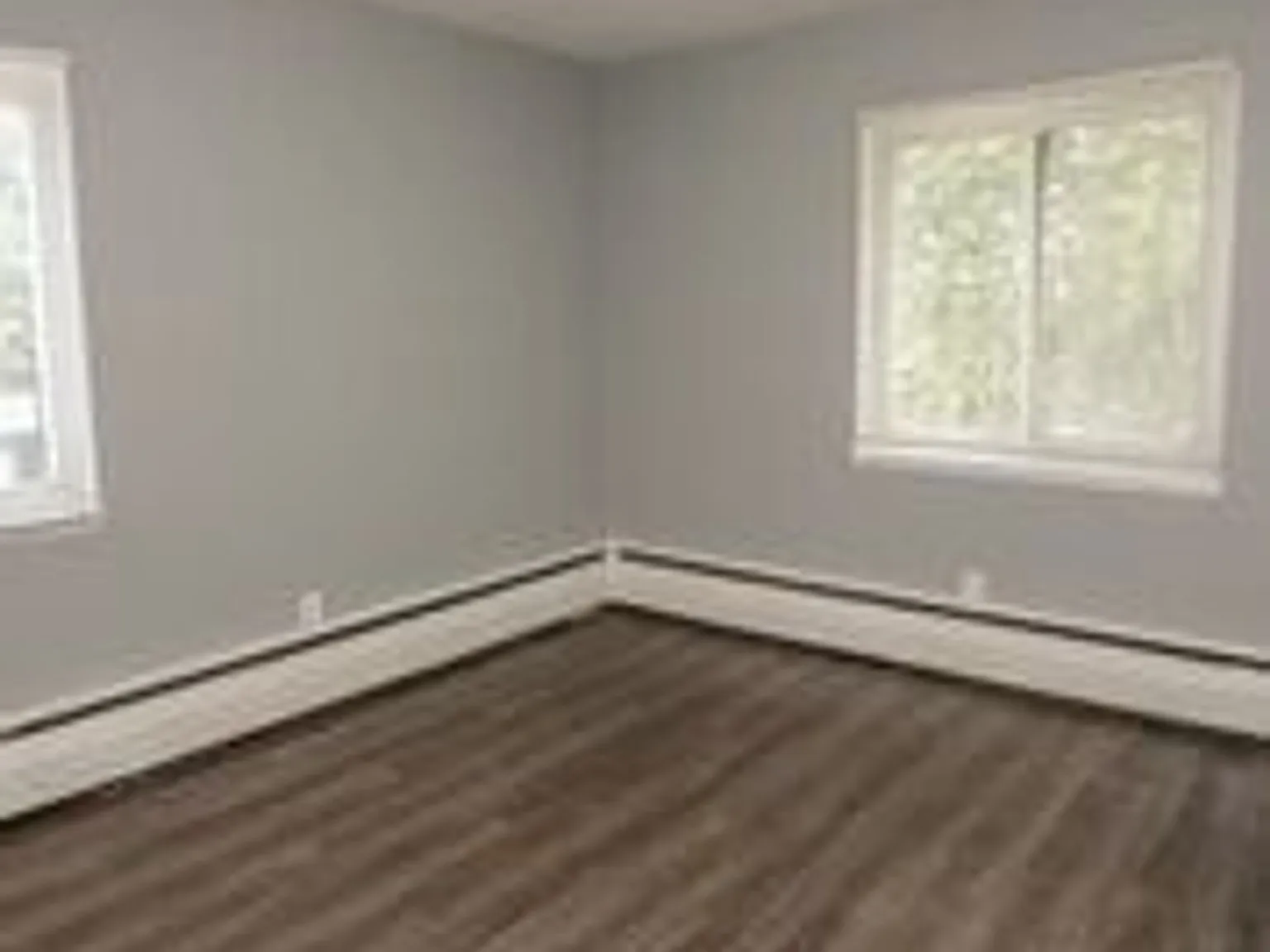 1 Bed/ 1 Bath Renovated Apartment in Brook Park Ohio — Photo 4