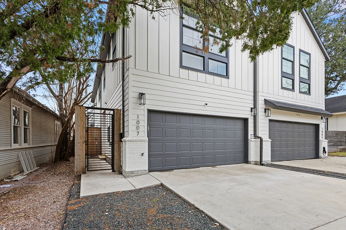 Building Photo - 1007 Mount Auburn Ave