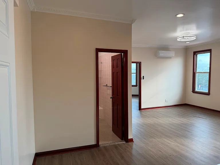 111-03 Rockaway Blvd #2F — Photo 6