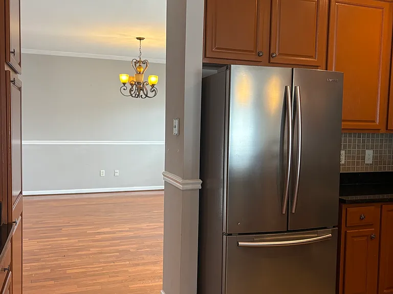 403 Saint Dunstans Ct — Photo 7