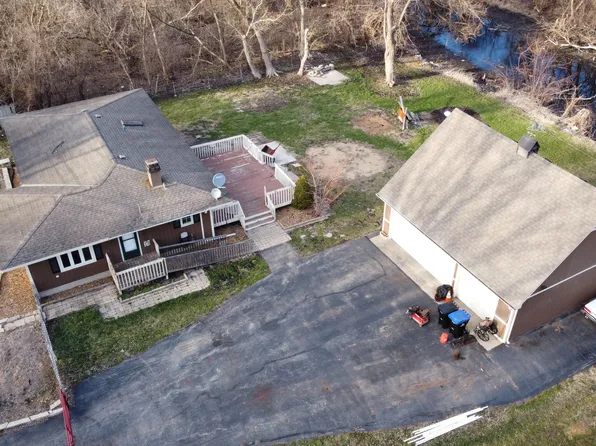 5110 Pistakee Dr, McHenry, IL 60051