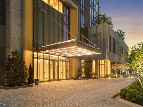 7887 Jones Branch Dr Unit 1503, McLean, VA 22102