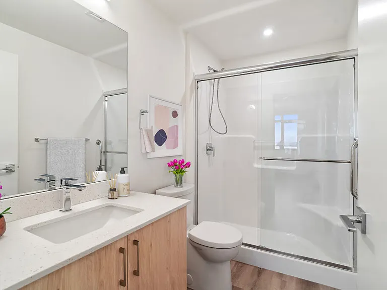 187 Bagshaw St #309 — Photo 28