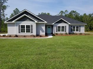 240 Sugar Maple Dr, Jesup, GA 31546