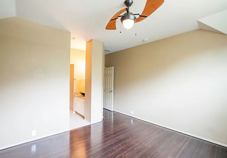 11544 Blackhawk Dr — Photo 25