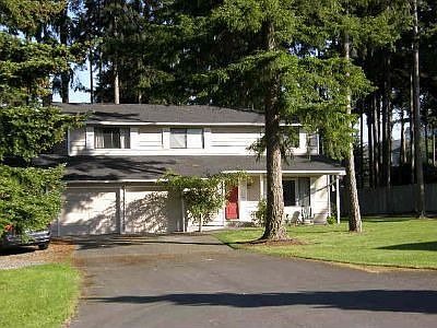 1st image of 2092 Crosswoods Cir