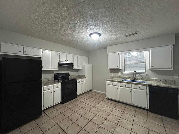 4th image of 3465 Cherry Cv W