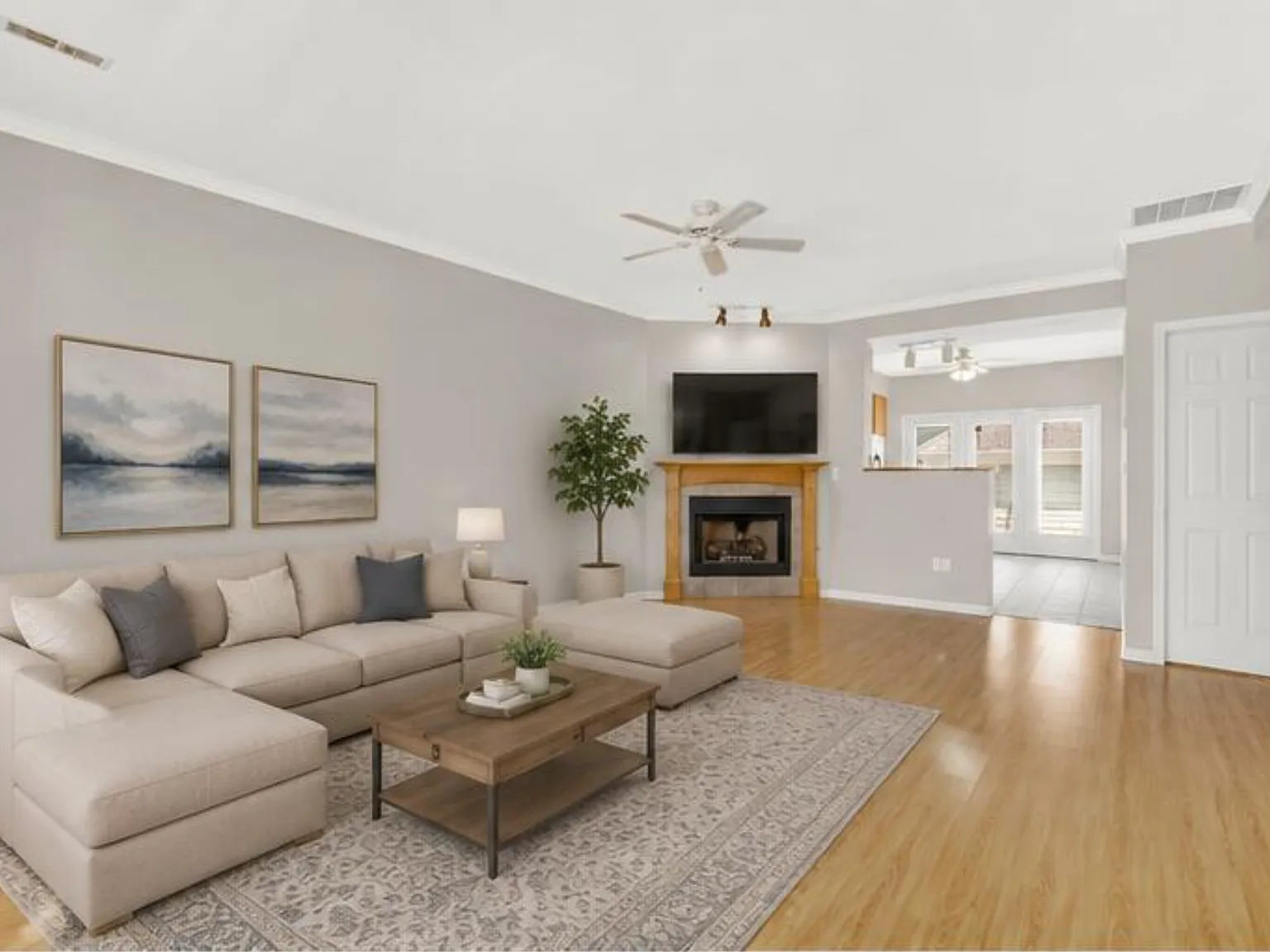 3 bed, 1445 sqft, $2,000 — Photo 2