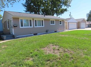 3100 4th Avenue Pl, Sioux City, IA 51106
