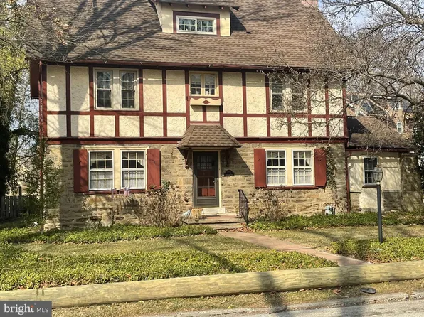 8128 Brookside Rd, Elkins Park, PA 19027