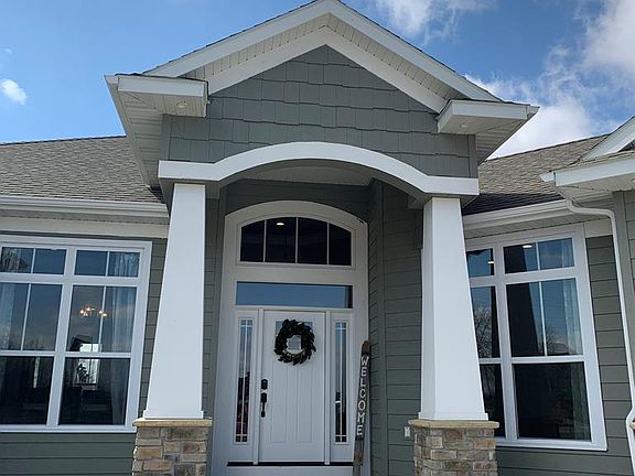 2nd image of 2906 Sunset Cove Dr