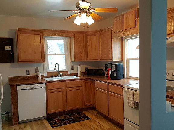 3rd image of 1065 E Dale Ave