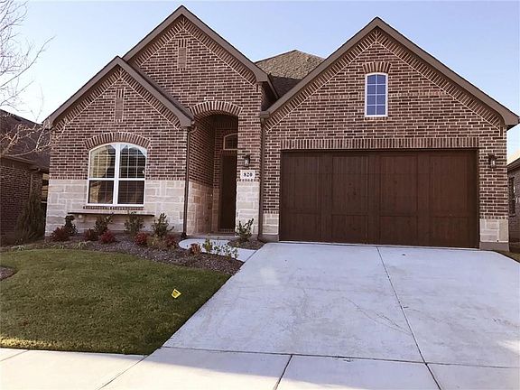 2nd image of 820 Snyder Dr