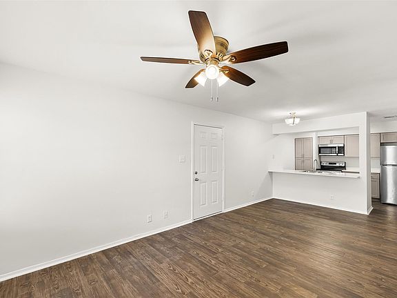 2nd image of 1500 Northwest Blvd APT 413