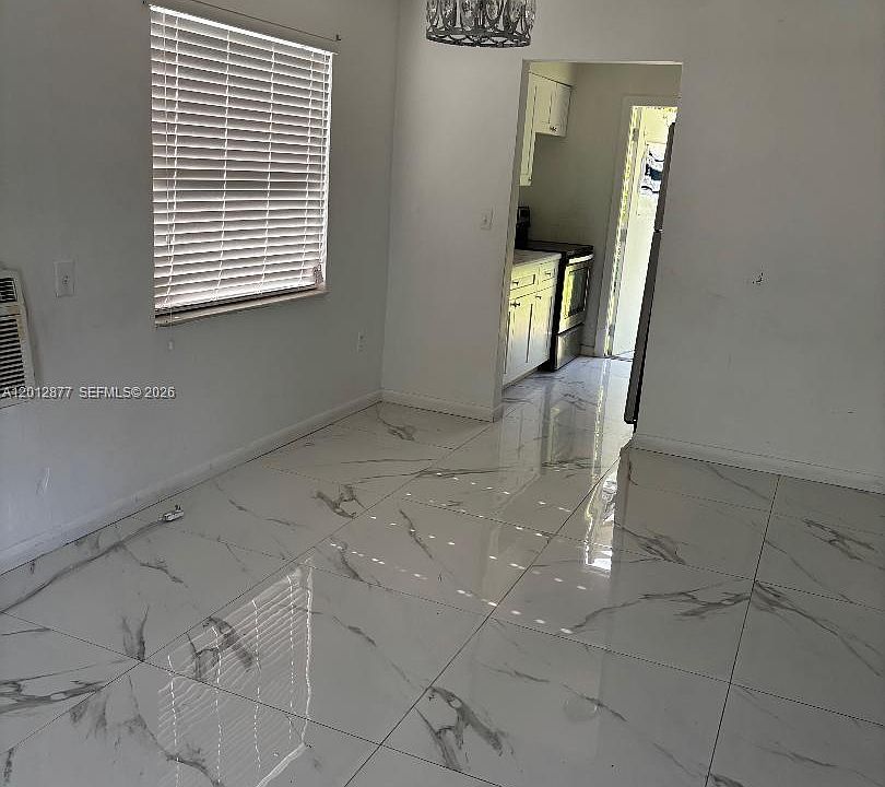 2nd image of 1371 NE 150th St