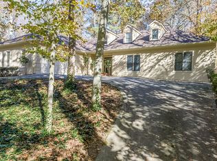224 Oak Forest Dr SE, Smyrna, GA 30082