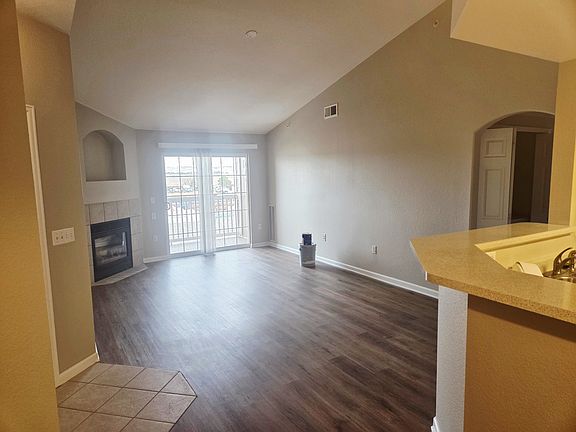 4th image of 7440 S Blackhawk St Unit 11306