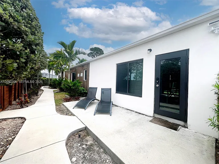 1240 NE 17th Ave — Photo 34