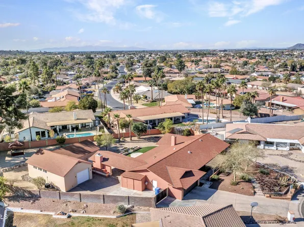 215 E MARCONI Avenue, Phoenix, AZ 85022