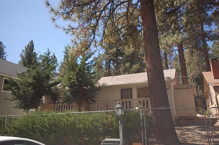 2nd image of 1391 Betty St