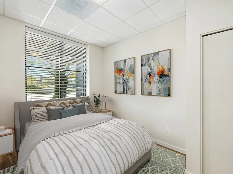 Maddox Apartments — Photo 9