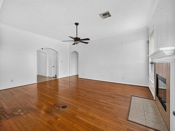 5th image of 12807 Canyon Echo Dr