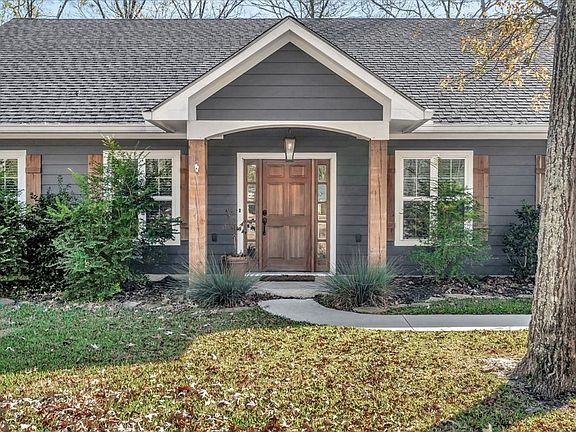 5th image of 1208 Leslie Ln