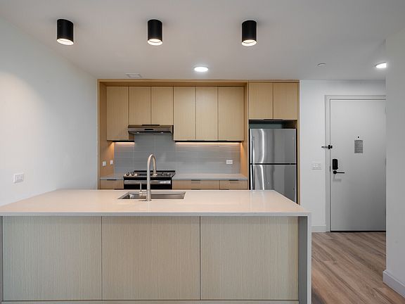 4th image of 44-14 Douglaston Pkwy #2A