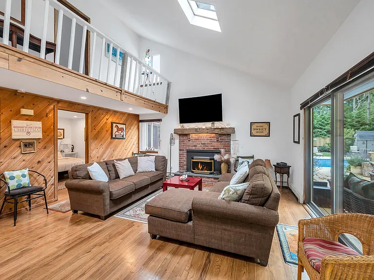 10 Harbor View Ln — Photo 25