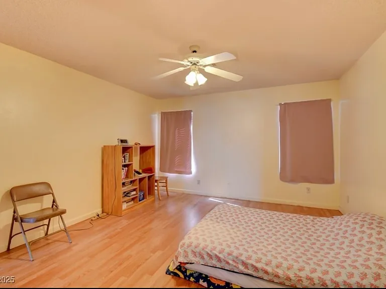 4053 Hazelridge Dr — Photo 19