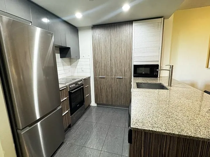 1088 Richards St #418 — Photo 7