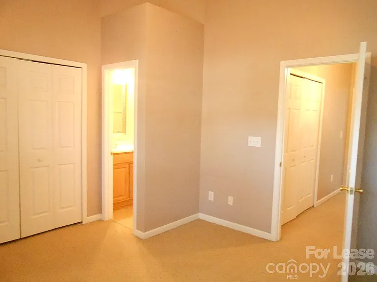 10260 Reindeer Way Ln — Photo 11