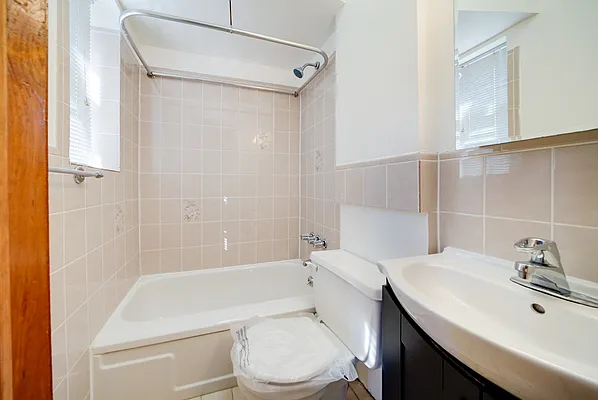 Rented by Compass | media 10