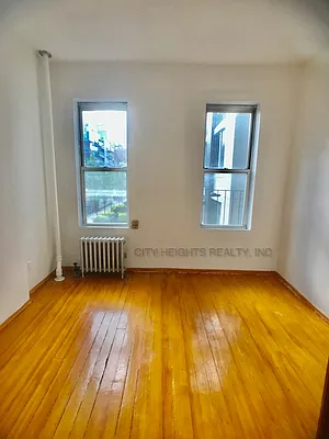 Rented by City Heights Realty | media 10