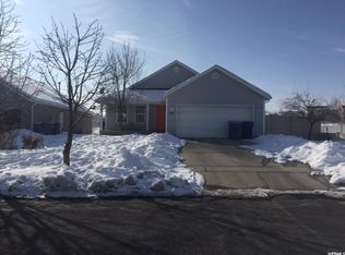 203 W Apple Ave, Saratoga Springs, UT 84045