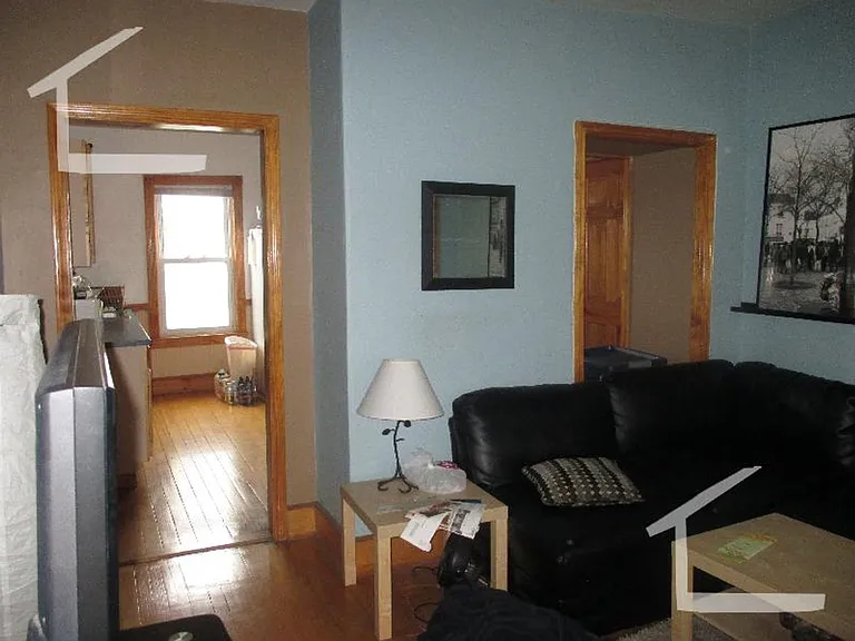 189-191 Lowell St #2 — Photo 7