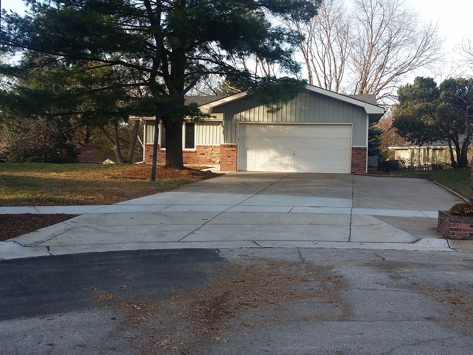 1st image of 4700 Lonewood Cir
