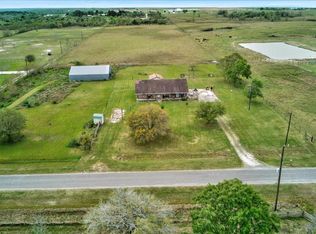 23686 Vincent Rd, Winnie, TX 77665