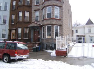 78 Cornelia St, Brooklyn, NY 11221
