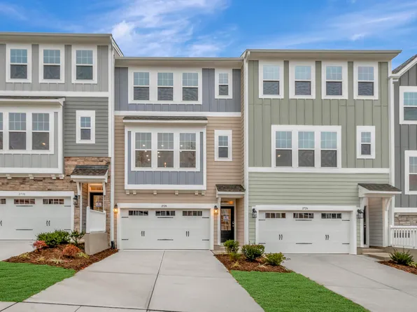 2726 Hunter Woods Dr #627, Apex, NC 27502