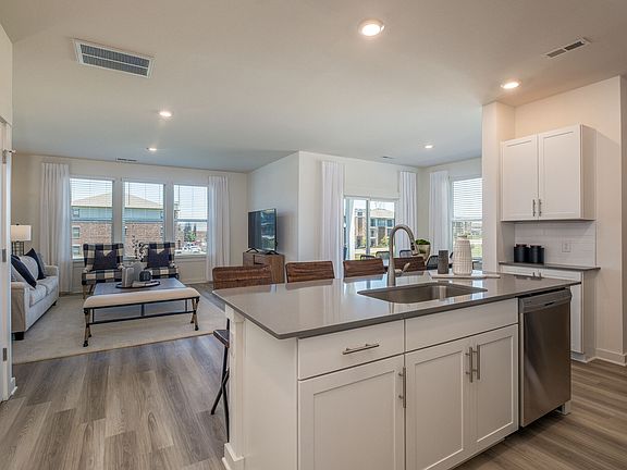 3rd image of 5035 Percival Dr Lot 66