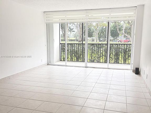 5th image of 3401 N Country Club Dr APT 116
