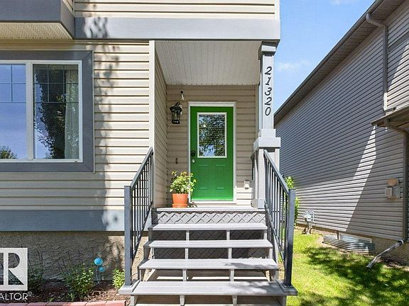 4th image of 21320 90th Ave NW