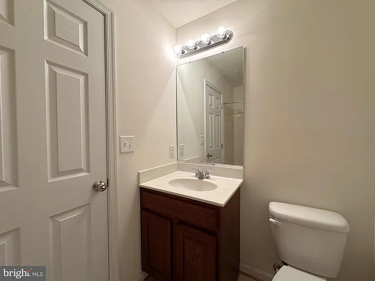 3639 Glouster Dr — Photo 24