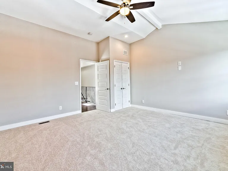 226 S Washington St — Photo 14